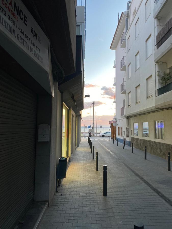 רוזס Apartamentos Playa La Perola מראה חיצוני תמונה